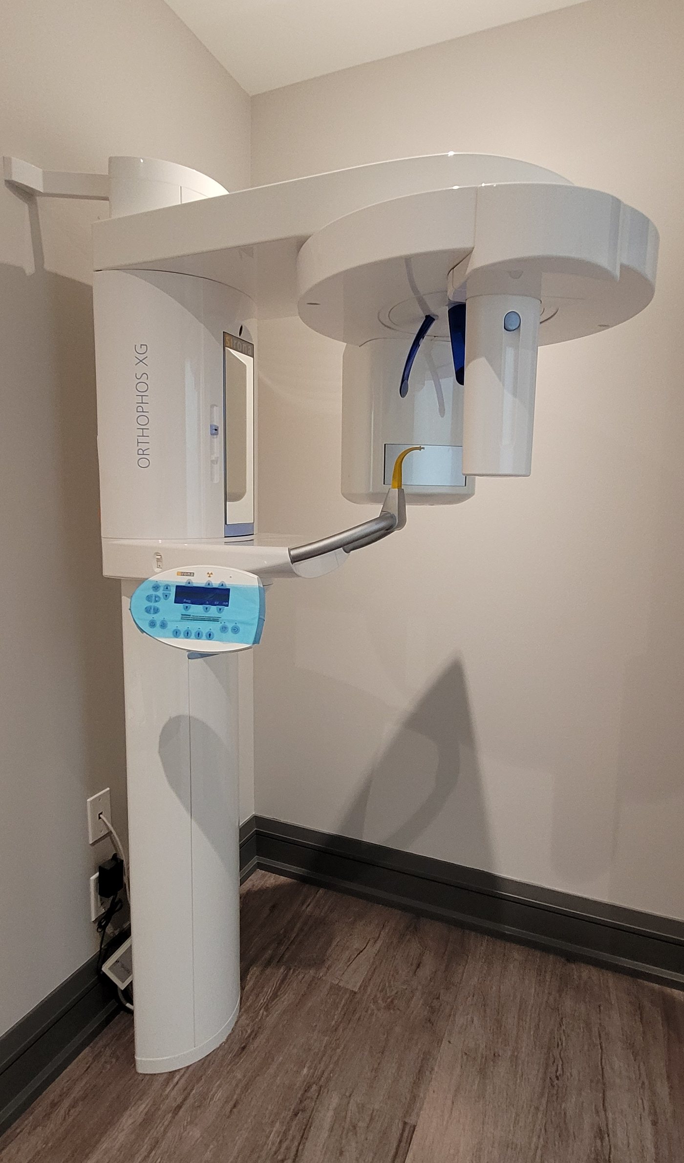 Sirona Orthophos XG panoramic unit